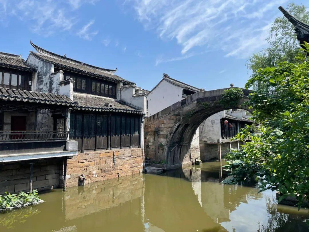 林海波代表:加快构建前港中储后厂发展格局